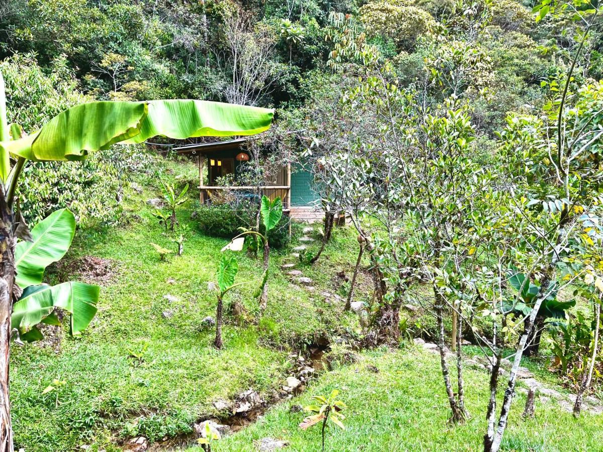 La Casa De Loto Retreat Guatapé Exteriör bild